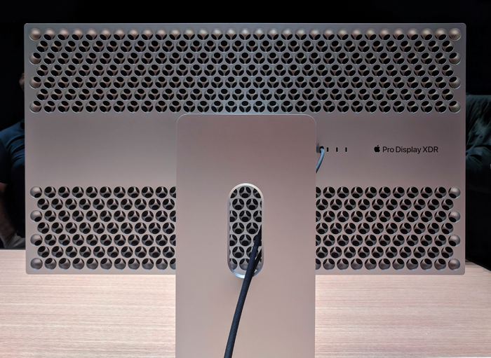 O incrível XDR Pro Display da Apple, de perto Apple's awesome XDR Pro Display, up close