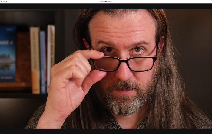 Lens zoomed to 55mm Lens zoomed to 55mm