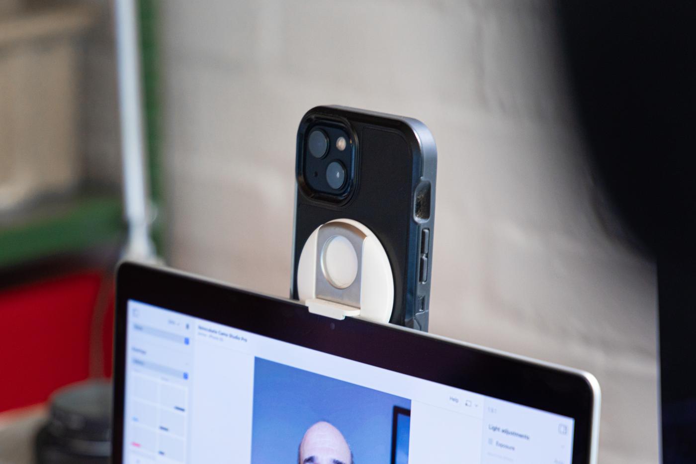 How to mount a phone webcam: which mount is best