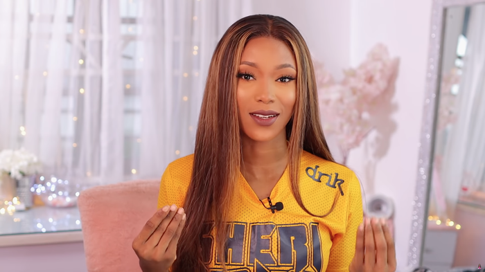 Kelechi Mgbemena’s scene uses similar shades of pink in the background throughout to create a scene that is not distracting Kelechi Mgbemena’s scene uses similar shades of pink in the background throughout to create a scene that is not distracting